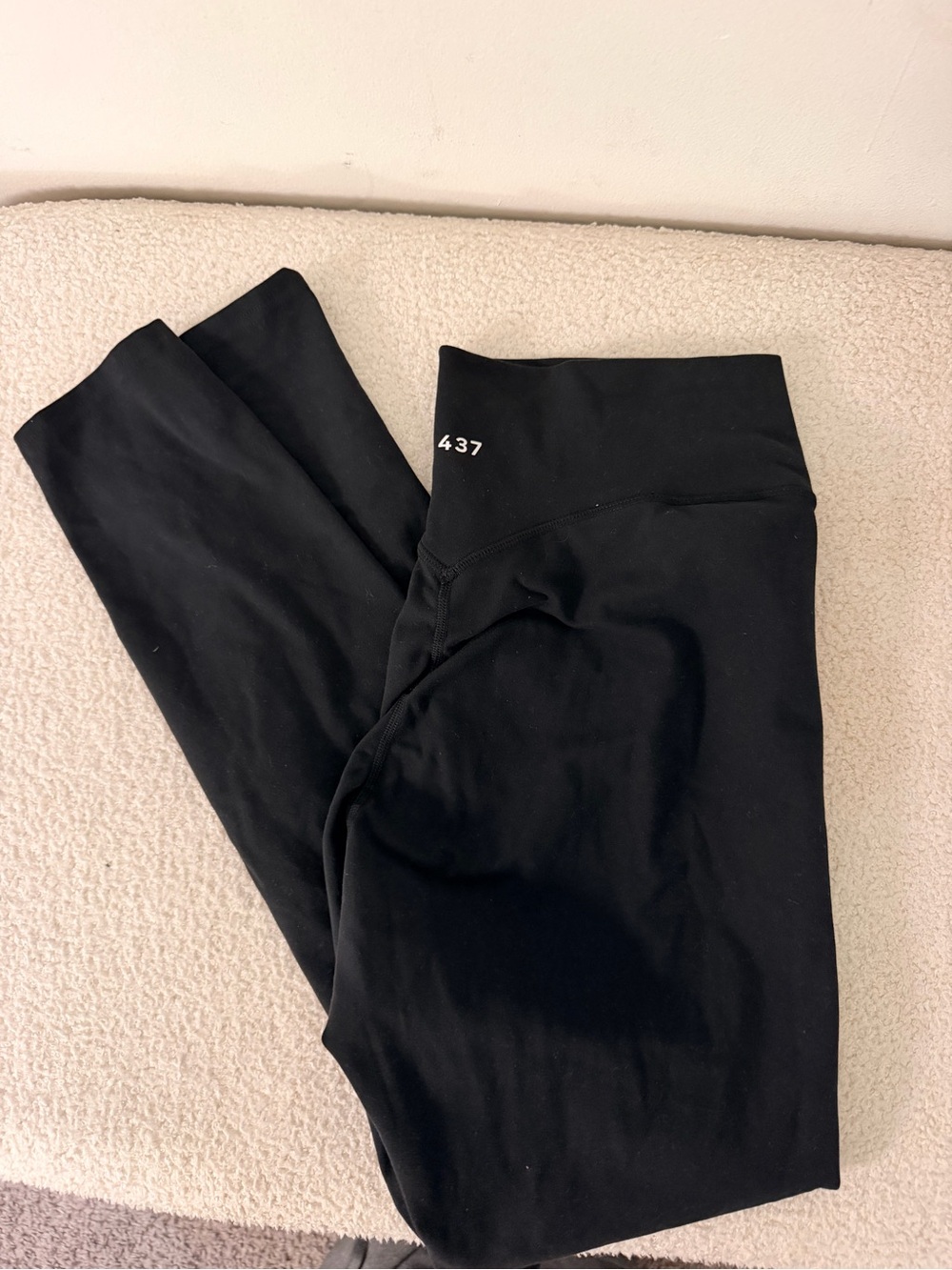 Black High-Rise Performance Leggings - Picture 2 of 2
